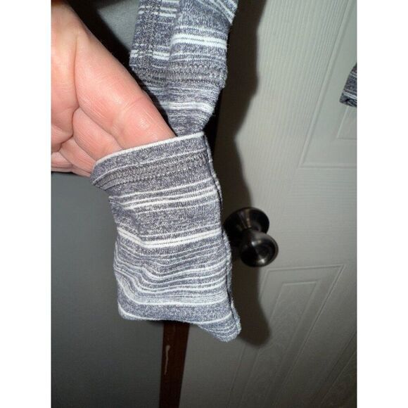 Lululemon Women's Rulu Pace Setter Half Zip Pullover Stripe Grey Slate Size 10 - Picture 5 of 14
